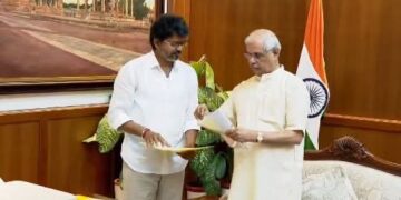 நாளை முதலமைச்சராக பதிவியேற்கிறார் ஜோசப் விஜய்